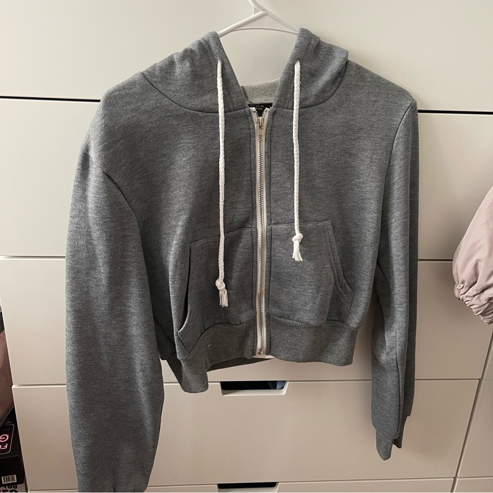Cropped hoodie